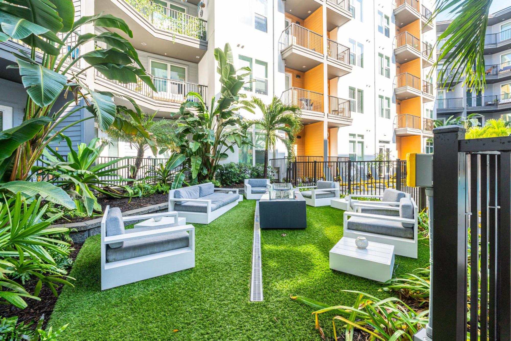 Tropicana Field 1 Bed In Downtown St Pete With Free Parking St. Petersburg Exterior photo